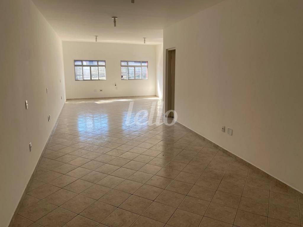 SALA SUPERIOR de Prédio Comercial à venda, Monousuário com 212 m², e em Jardim Brasil - Zona Norte - São Paulo