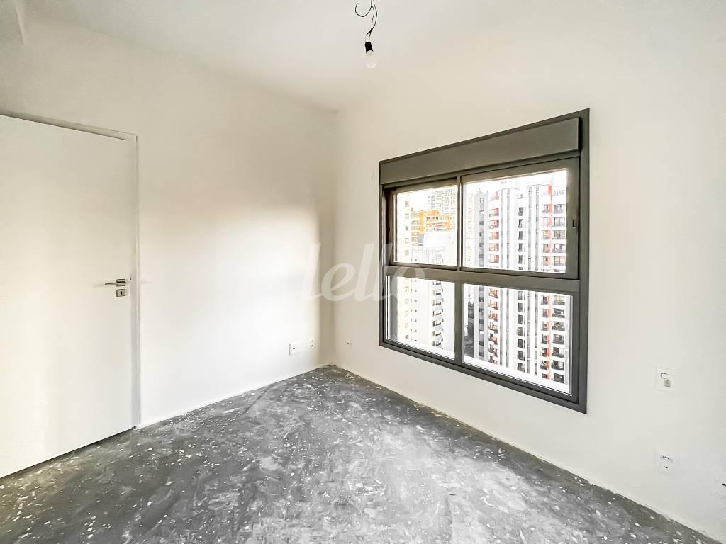 QUARTO de Apartamento à venda, Padrão com 154 m², 3 quartos e 2 vagas em Vila Nova Conceição - São Paulo