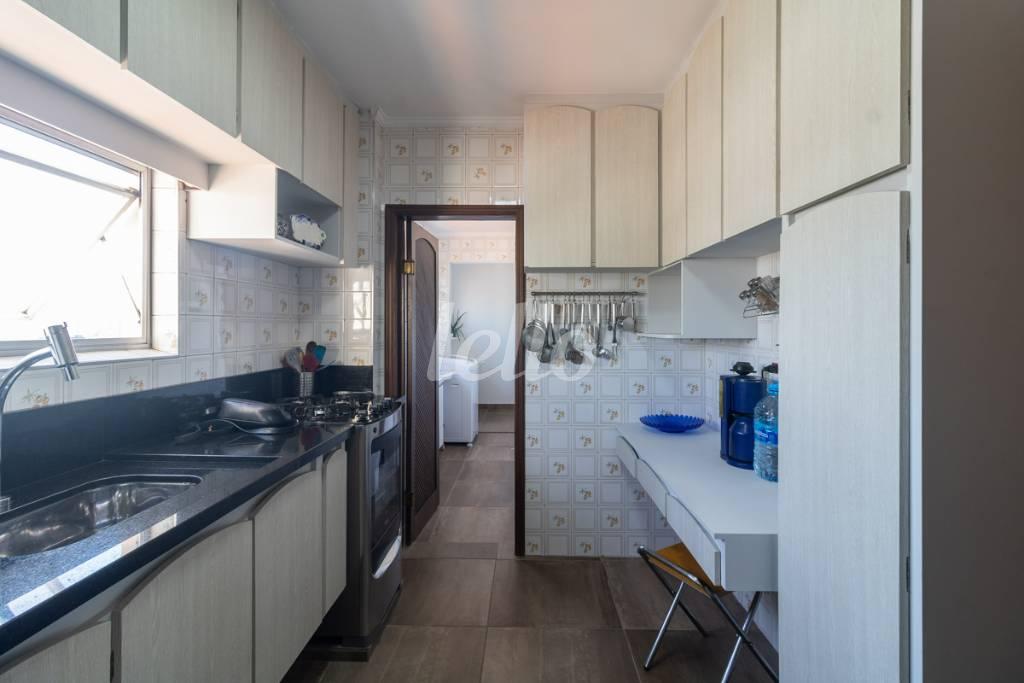 COZINHA de Apartamento para alugar, Padrão com 74 m², 2 quartos e 1 vaga em Vila Gomes Cardim - São Paulo