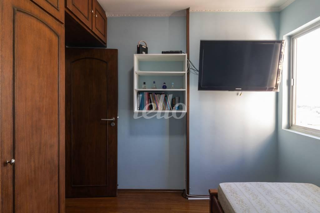 DORMITÓRIO de Apartamento para alugar, Padrão com 74 m², 2 quartos e 1 vaga em Vila Gomes Cardim - São Paulo