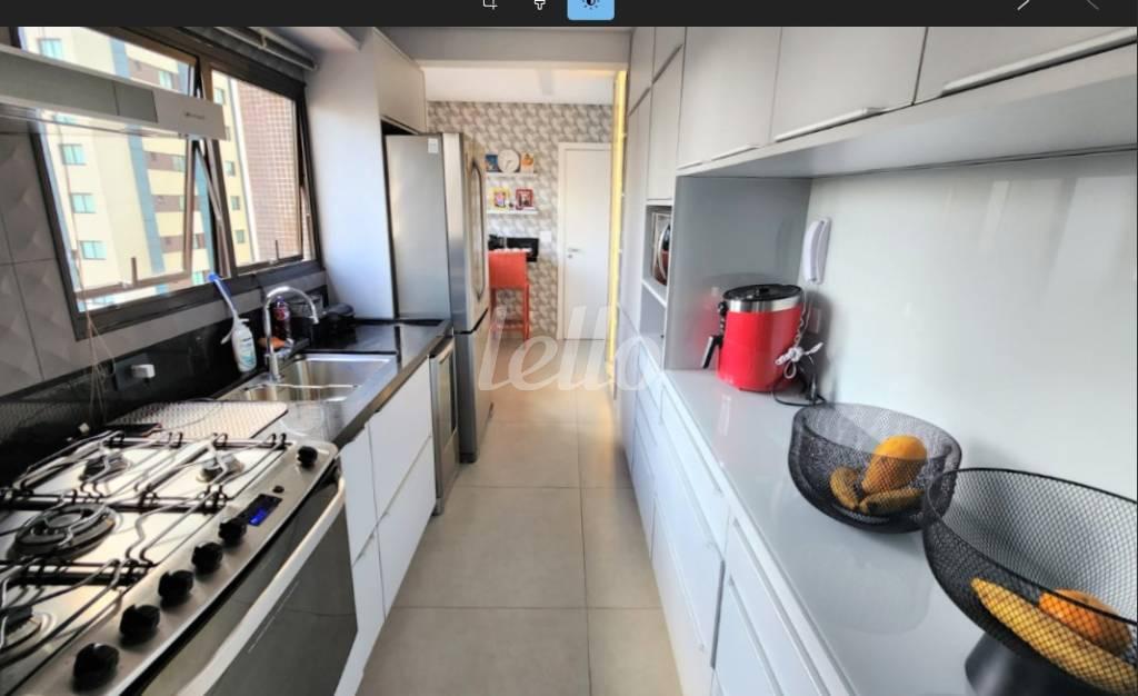 COZINHA de Apartamento à venda, Padrão com 146 m², 3 quartos e 2 vagas em Vila Clementino - São Paulo