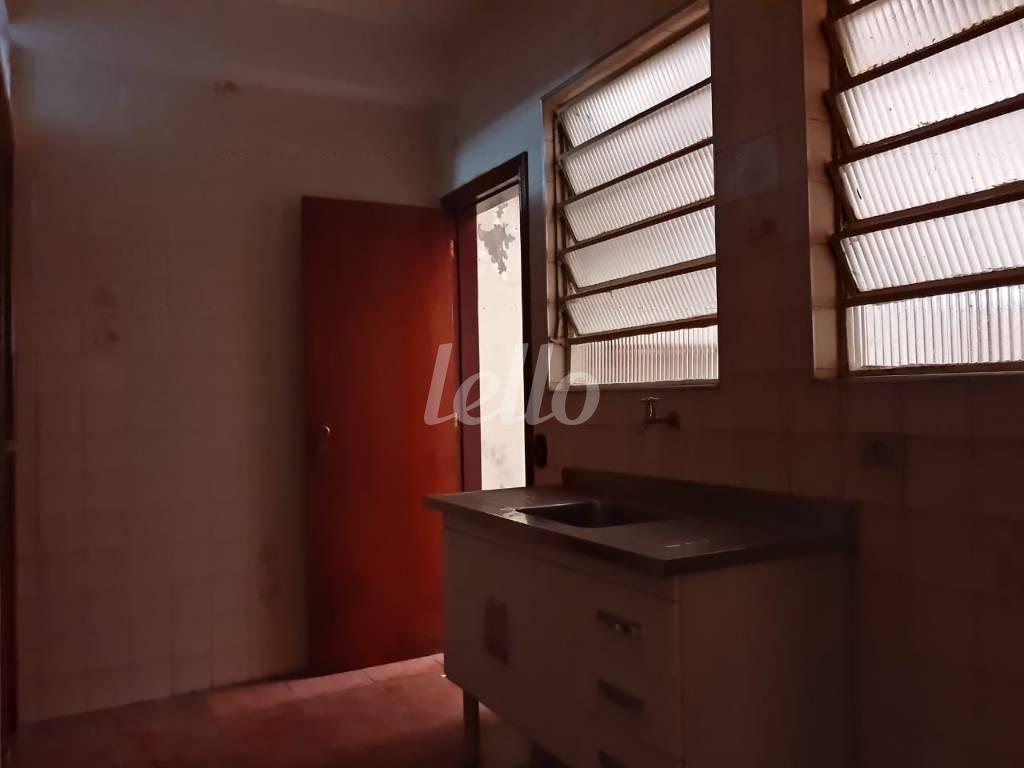 COZINHA de Apartamento para alugar, Padrão com 110 m², 2 quartos e em Bom Retiro - São Paulo