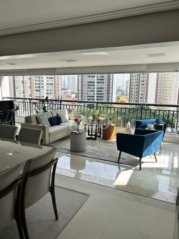 VARANDA GOURMET de Apartamento à venda, Padrão com 176 m², 3 quartos e 3 vagas em Chácara Califórnia - São Paulo