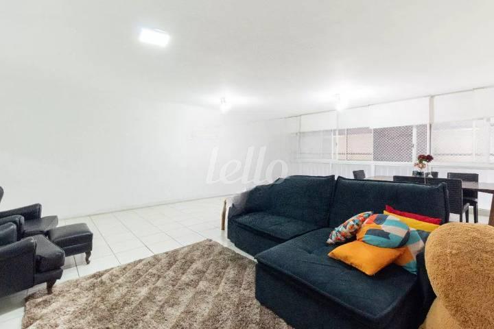 SALA de Apartamento à venda, Padrão com 160 m², 3 quartos e 1 vaga em Paraíso - São Paulo