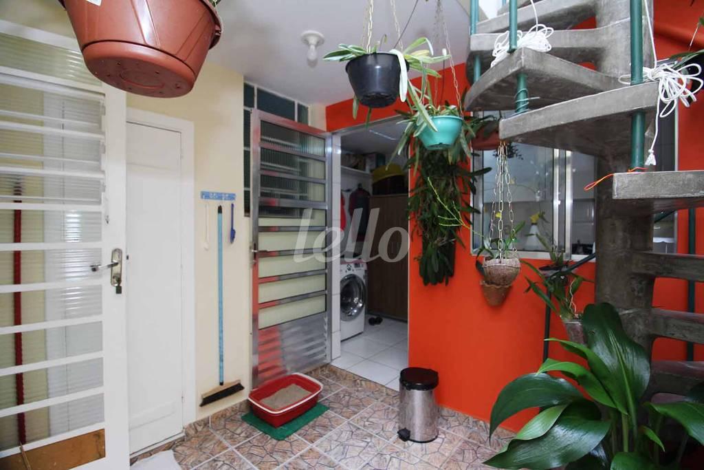 ÁREA DE SERVIÇO de Casa para alugar, sobrado com 105 m², 4 quartos e 1 vaga em Mirandopolis - São Paulo