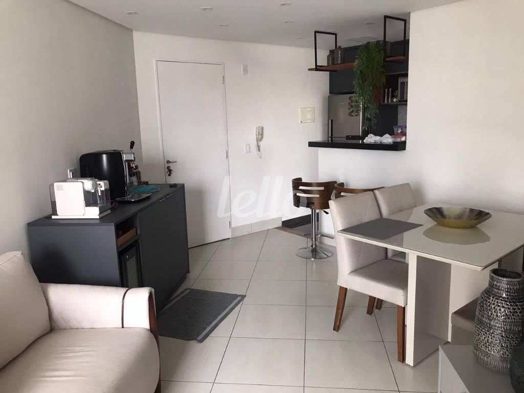 SALA 2 AMBIENTES de Apartamento à venda, Padrão com 65 m², 3 quartos e 1 vaga em São João Clímaco - São Paulo