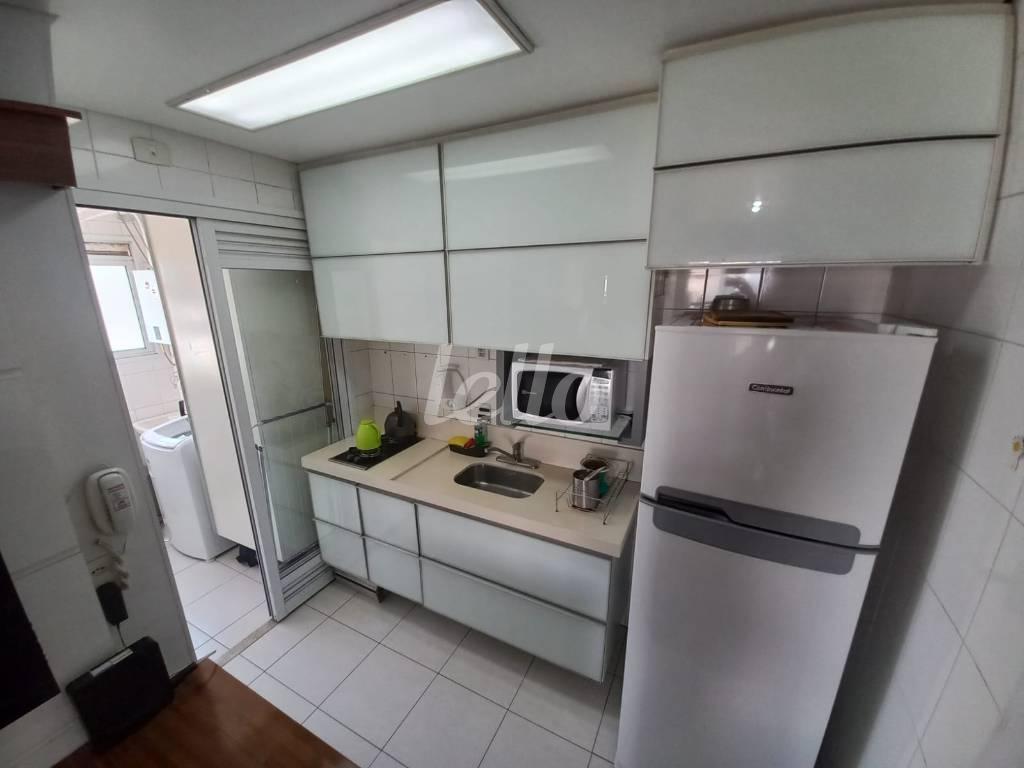 COZINHA de Apartamento à venda, Padrão com 60 m², 2 quartos e 1 vaga em Pinheiros - São Paulo