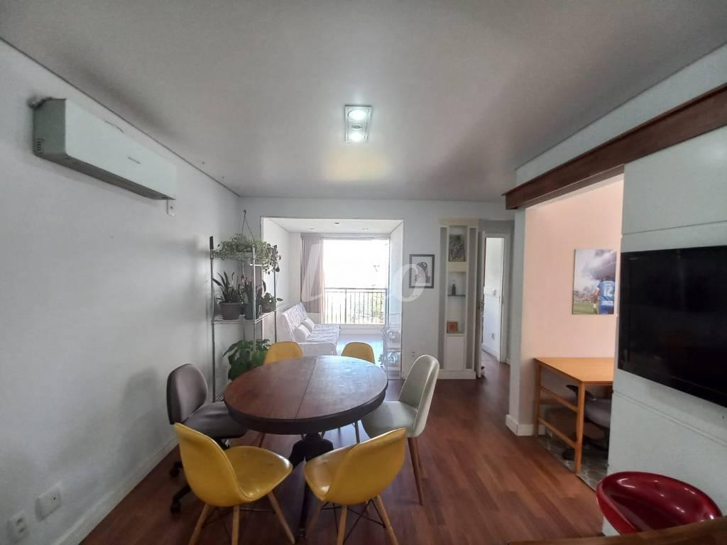 SALA de Apartamento à venda, Padrão com 60 m², 2 quartos e 1 vaga em Pinheiros - São Paulo