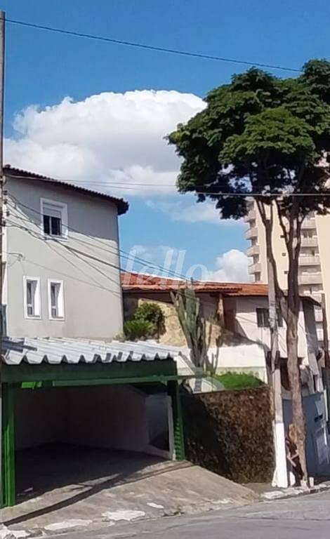 FACHADA de Casa à venda, sobrado com 200 m², 3 quartos e 4 vagas em Água Fria - São Paulo