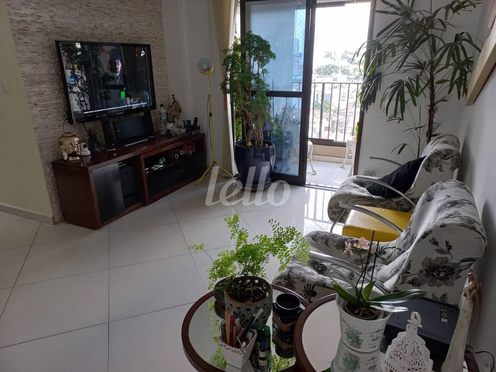 SALA DOIS AMBIENTES de Apartamento à venda, Padrão com 92 m², 3 quartos e 2 vagas em Vila Paiva - São Paulo