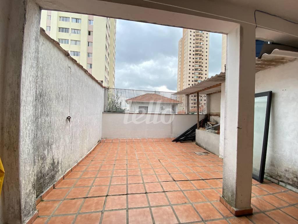 QUINTAL de Casa à venda, sobrado com 172 m², 4 quartos e 3 vagas em Santana - São Paulo
