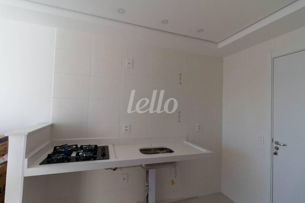 COZINHA de Apartamento para alugar, Padrão com 28 m², 1 quarto e em Vila Ema - São Paulo