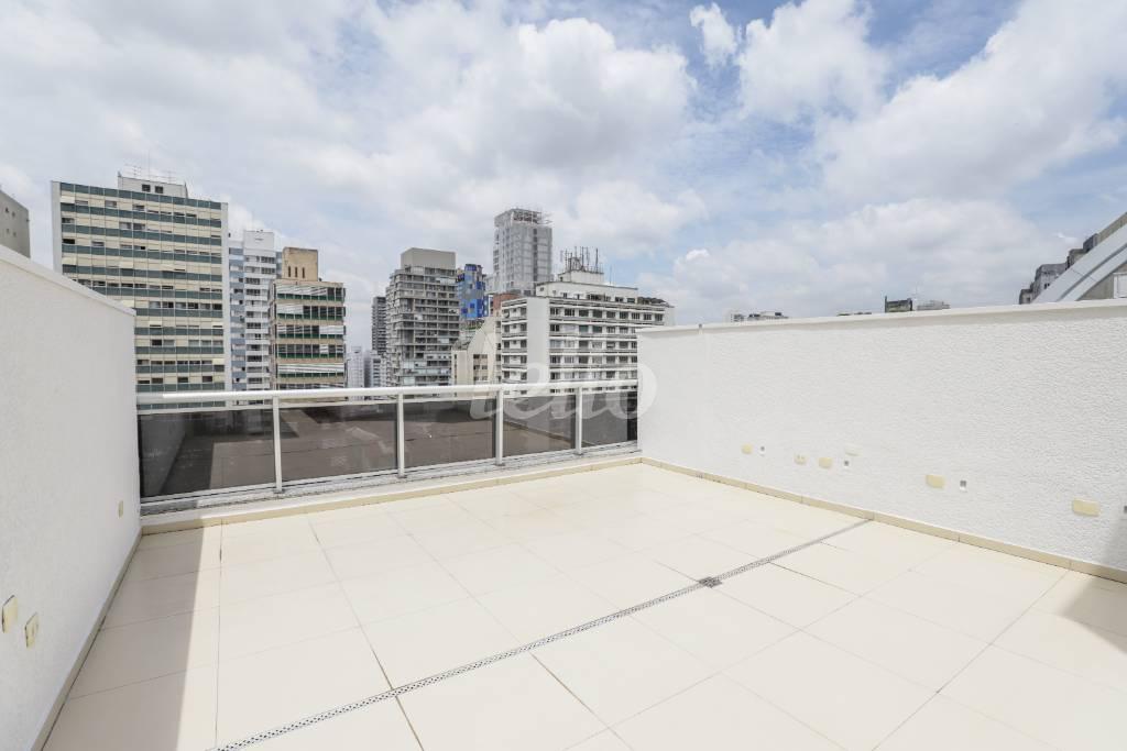 ÁREA EXTERNA de Sala / Conjunto à venda, Padrão com 40 m², e 1 vaga em Jardins - São Paulo