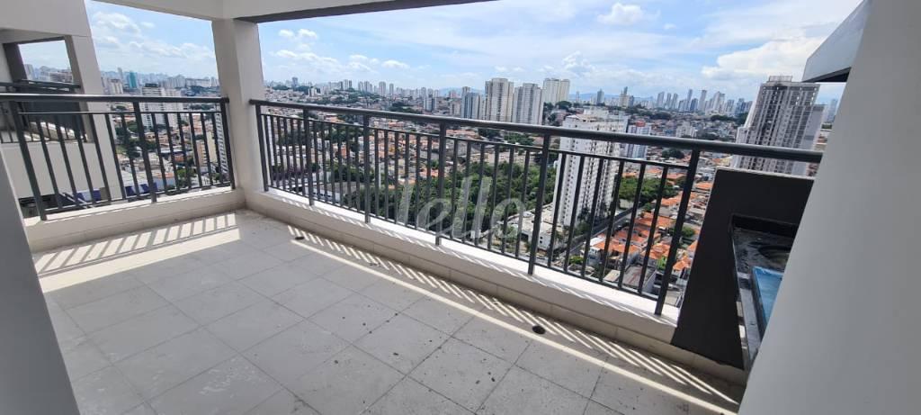 VARANDA  GOURMET de Apartamento à venda, Padrão com 73 m², 2 quartos e 1 vaga em Vila Independência - São Paulo