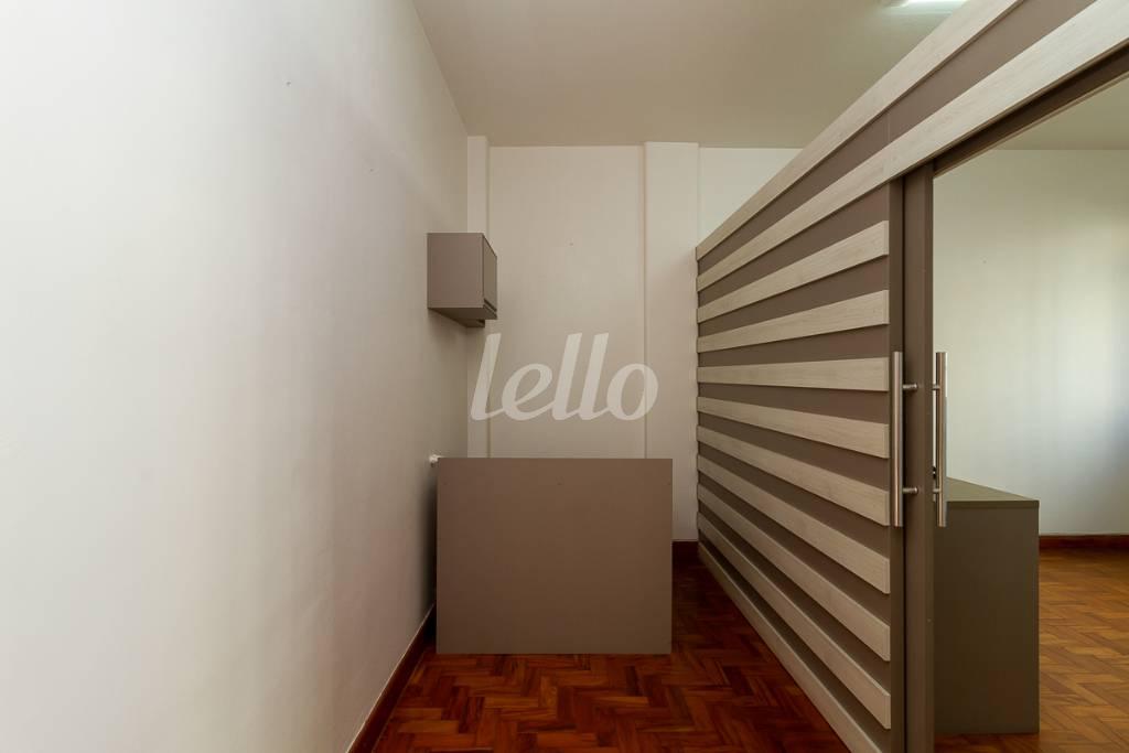 SALA 1 de Sala / Conjunto para alugar, Padrão com 16 m², e em Centro - São Paulo