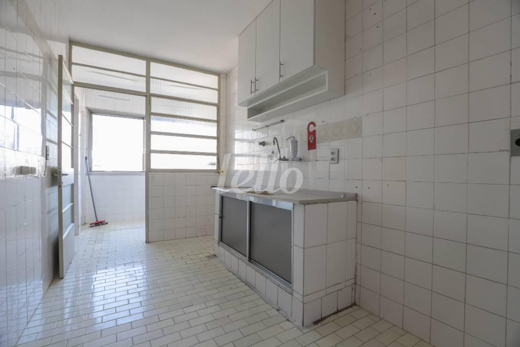 COZINHA de Apartamento à venda, Padrão com 70 m², 2 quartos e 1 vaga em Bela Vista - São Paulo