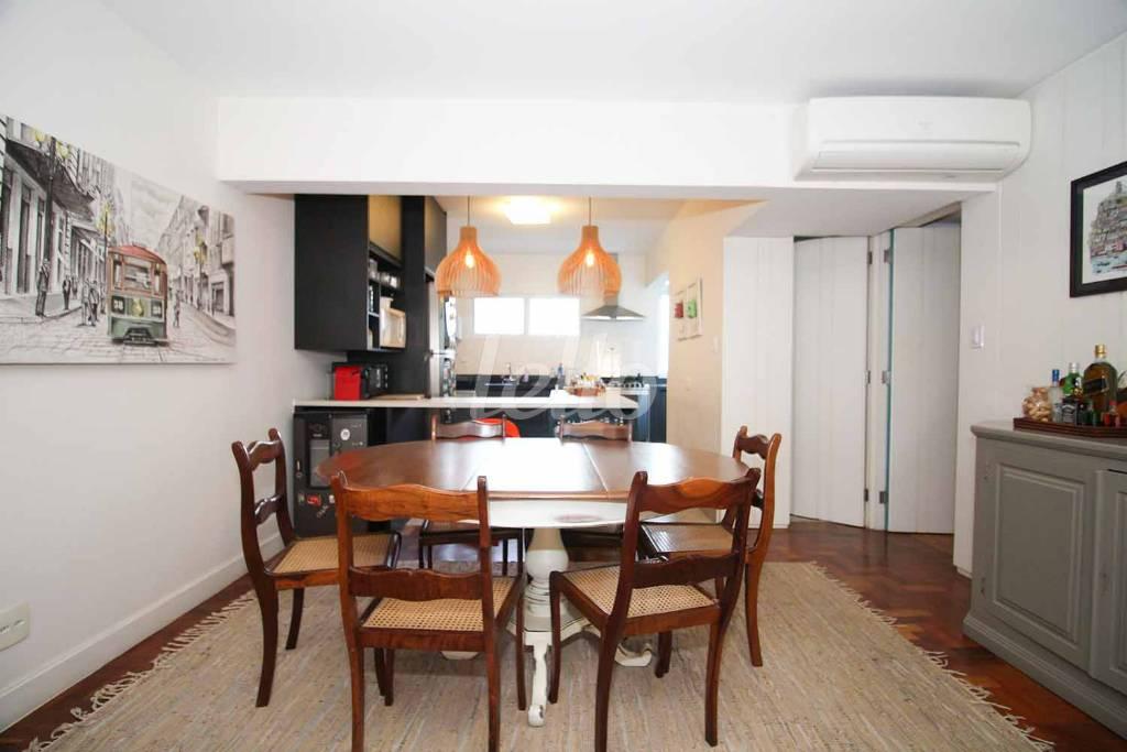 SALA de Apartamento para alugar, Padrão com 152 m², 3 quartos e 1 vaga em Itaim Bibi - São Paulo
