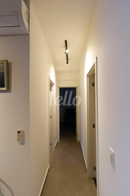 CORREDOR de Apartamento para alugar, Flat com 120 m², 2 quartos e 1 vaga em Pinheiros - São Paulo