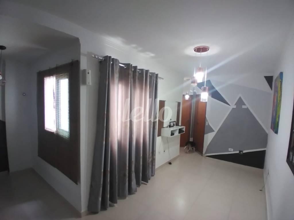 SALA de Apartamento à venda, Padrão com 110 m², 2 quartos e 1 vaga em Vila Scarpelli - Santo André