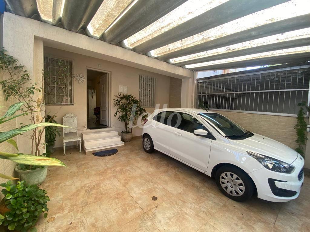 40 GARAGEM de Casa à venda, sobrado com 140 m², 2 quartos e 2 vagas em Jardim - Santo André
