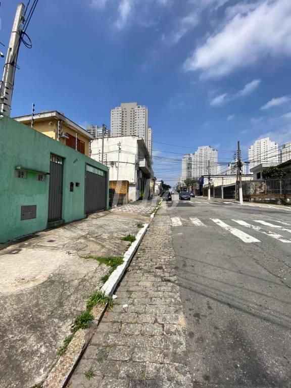 VISTA RUA LARGA de Área / Terreno à venda, Padrão com 300 m², e em Belenzinho - São Paulo
