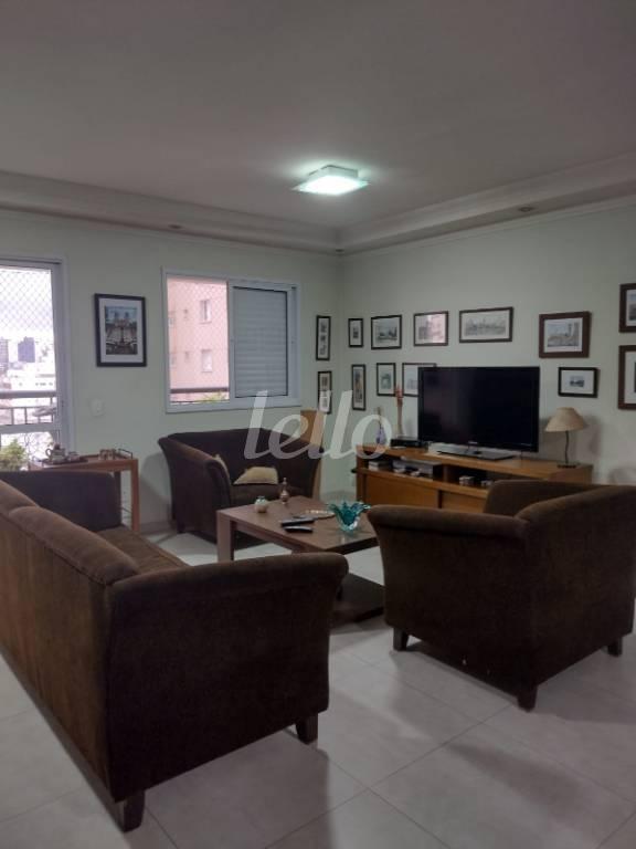 SALA de Apartamento à venda, Padrão com 126 m², 3 quartos e 3 vagas em Centro - Santo André