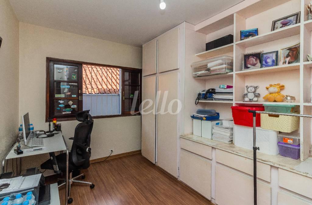 35 QUARTO 3 de Casa à venda, sobrado com 210 m², 4 quartos e 2 vagas em Jardim Picolo - São Paulo