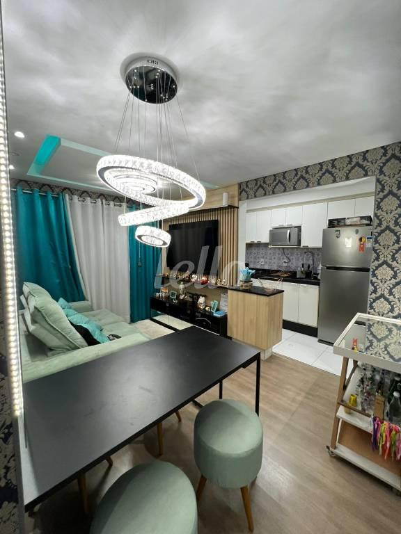 SALA de Apartamento à venda, Padrão com 56 m², 2 quartos e 1 vaga em Vila Curuca - Santo André