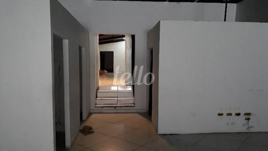 LATERAL de Loja para alugar, Padrão com 190 m², e em Mirandopolis - São Paulo