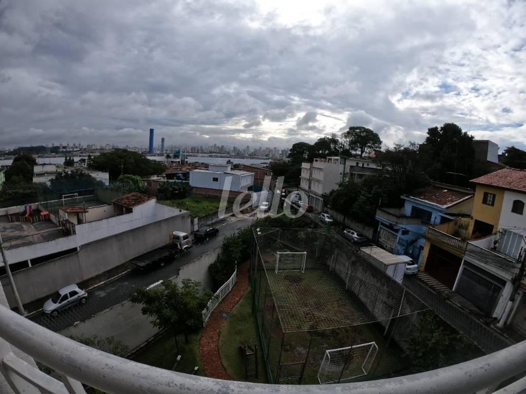 VISTA SACADA de Apartamento à venda, Padrão com 47 m², 2 quartos e 1 vaga em Quinta da Paineira - São Paulo