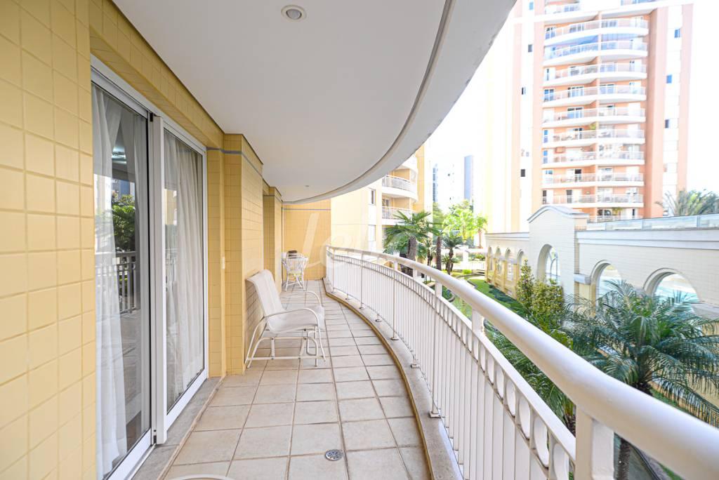 VARANDA de Apartamento à venda, Padrão com 224 m², 4 quartos e 4 vagas em Vila Leopoldina - São Paulo