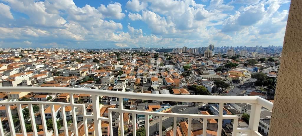 VISTA DA SACADA de Apartamento à venda, cobertura - Padrão com 276 m², 3 quartos e 4 vagas em Jardim Avelino - São Paulo