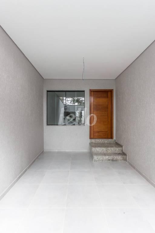 ENTRADA de Casa à venda, sobrado com 110 m², 3 quartos e 2 vagas em Jardim Avelino - São Paulo