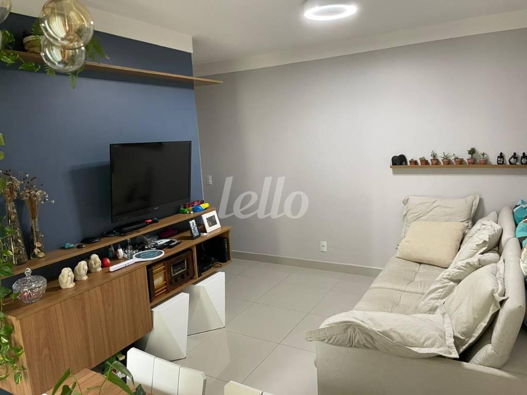 LIVING de Apartamento à venda, Padrão com 57 m², 2 quartos e 2 vagas em Vila Mariana - São Paulo