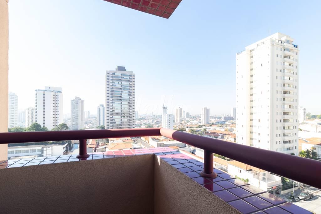 VARANDA DA SUÍTE de Apartamento à venda, Padrão com 73 m², 2 quartos e 2 vagas em Vila Bertioga - São Paulo