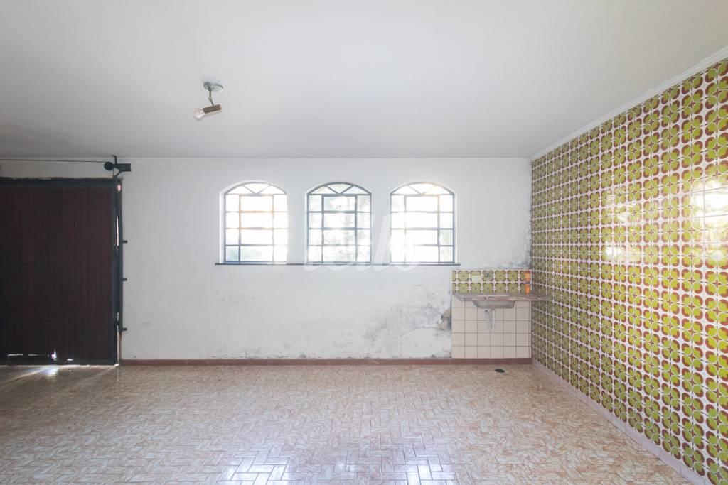36 - GARAGEM de Casa à venda, sobrado com 316 m², 4 quartos e 5 vagas em Mooca - São Paulo