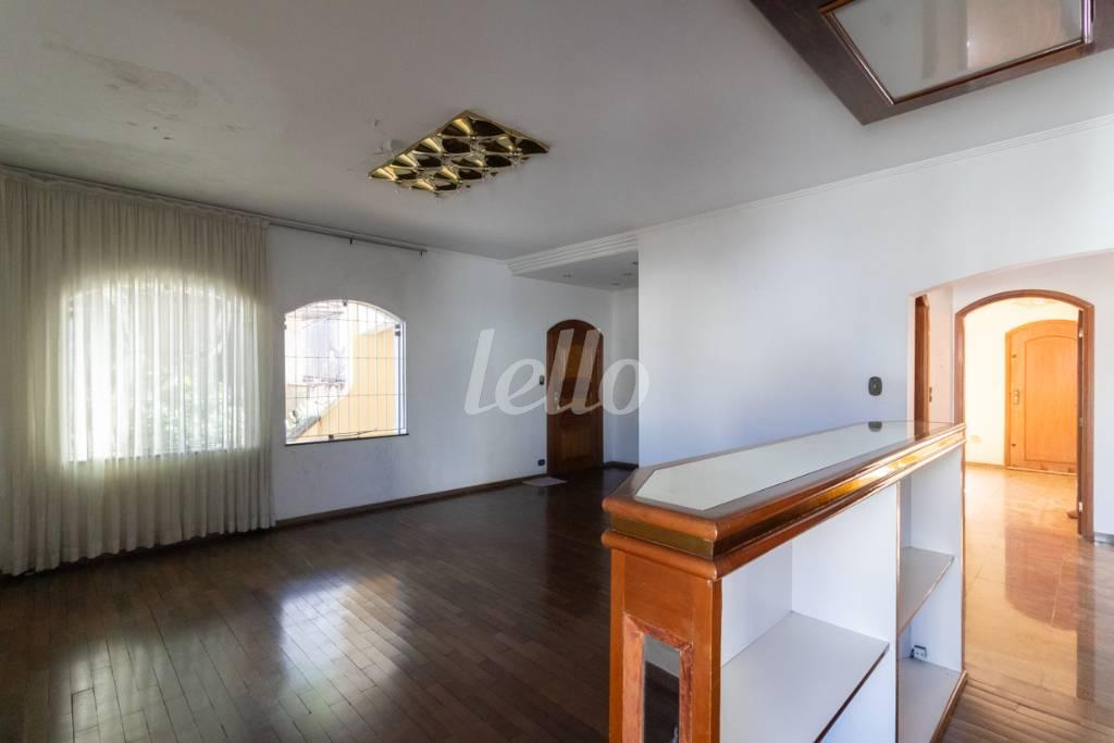 2 - SALA (2) de Casa à venda, sobrado com 316 m², 4 quartos e 5 vagas em Mooca - São Paulo