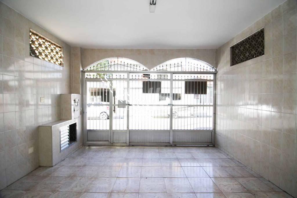 GARAGEM de Casa à venda, sobrado com 240 m², 3 quartos e 1 vaga em Vila Monte Alegre - São Paulo