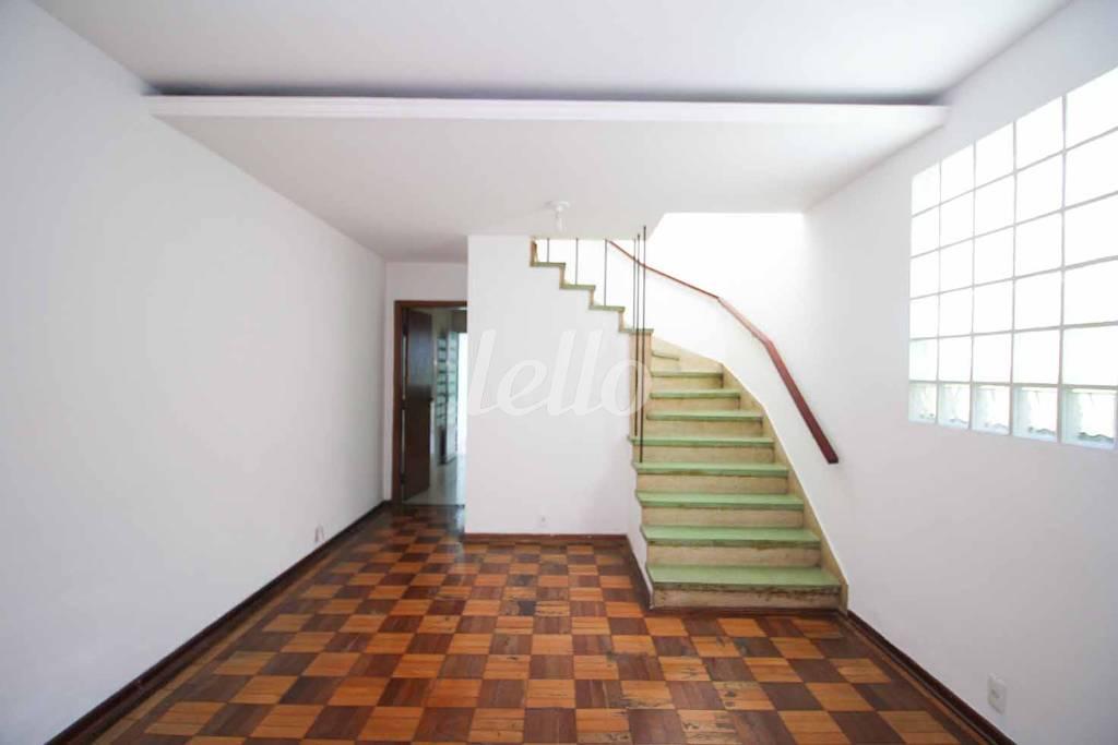 SALA de Casa à venda, sobrado com 240 m², 3 quartos e 1 vaga em Vila Monte Alegre - São Paulo