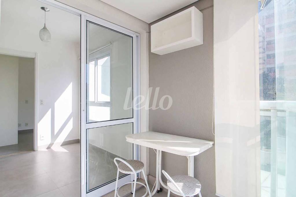 VARANDA de Apartamento à venda, Padrão com 43 m², 1 quarto e 1 vaga em Vila Mariana - São Paulo