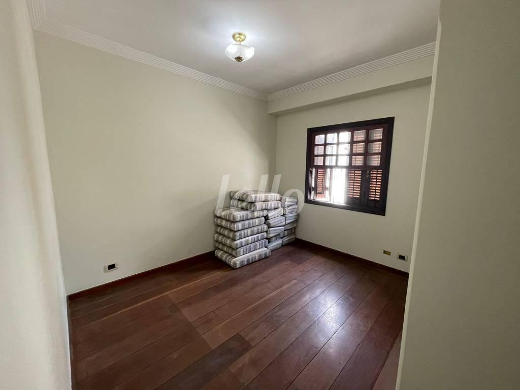 SUÍTE de Casa à venda, sobrado com 250 m², 4 quartos e 3 vagas em Planalto Paulista - São Paulo