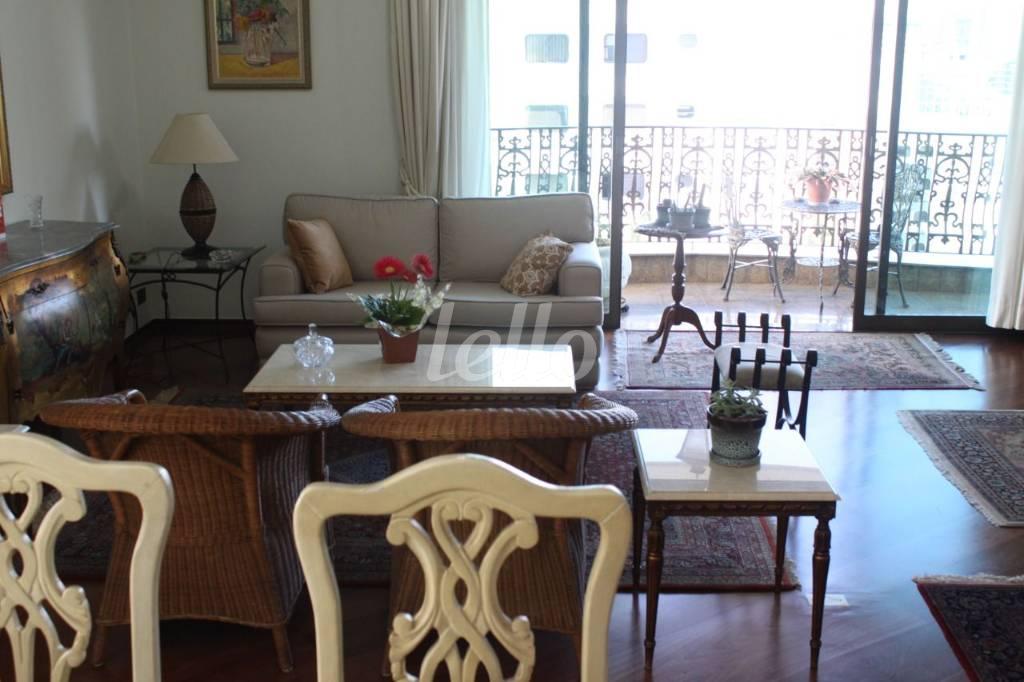 SALA de Apartamento à venda, Duplex com 420 m², 3 quartos e 4 vagas em Campo Belo - São Paulo