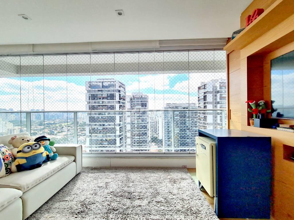 FAMILY ROOM de Apartamento à venda, Duplex com 230 m², 3 quartos e 3 vagas em Cidade Monções - São Paulo