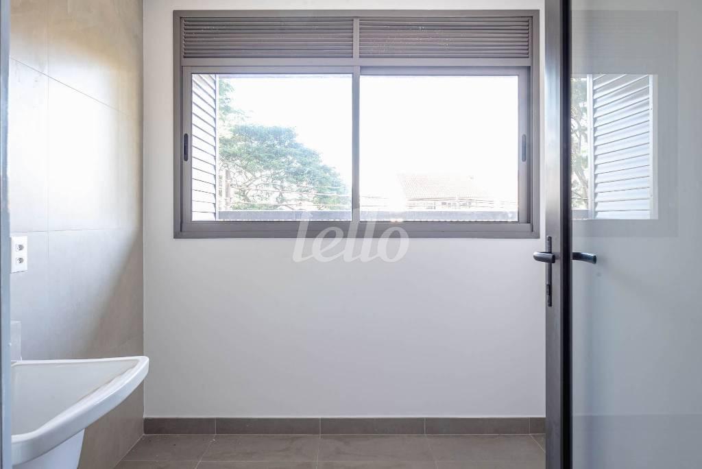 ÁREA DE SERVIÇO de Apartamento à venda, Padrão com 186 m², 3 quartos e 3 vagas em Brooklin Novo - São Paulo
