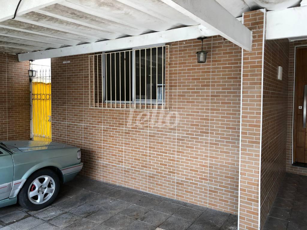 GARAGEM de Casa à venda, térrea com 130 m², 4 quartos e 4 vagas em Vila Califórnia - São Paulo