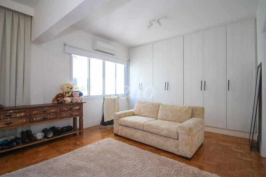 SUÍTE 2 de Apartamento para alugar, Padrão com 169 m², 2 quartos e 1 vaga em Jardim Paulista - São Paulo