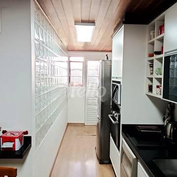 COZINHA de Casa à venda, assobradada com 300 m², 5 quartos e 2 vagas em Chácara Belenzinho - São Paulo