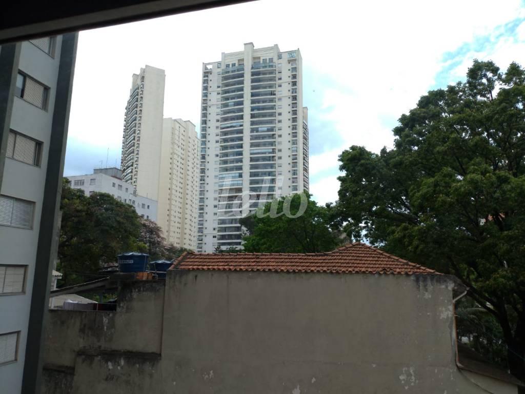 VISTA DE FORA DO PRÉDIO de Apartamento à venda, Padrão com 63 m², 1 quarto e em Cambuci - São Paulo