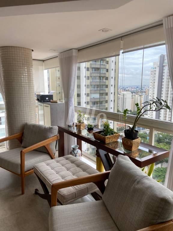 SALA 2 de Apartamento à venda, Padrão com 95 m², 3 quartos e 2 vagas em Santa Teresinha - São Paulo