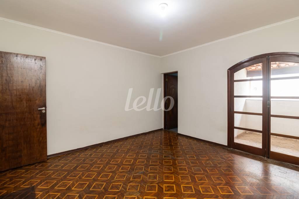 15 SUITE 2 de Casa para alugar, sobrado com 230 m², 3 quartos e 3 vagas em Vila Mafra - São Paulo